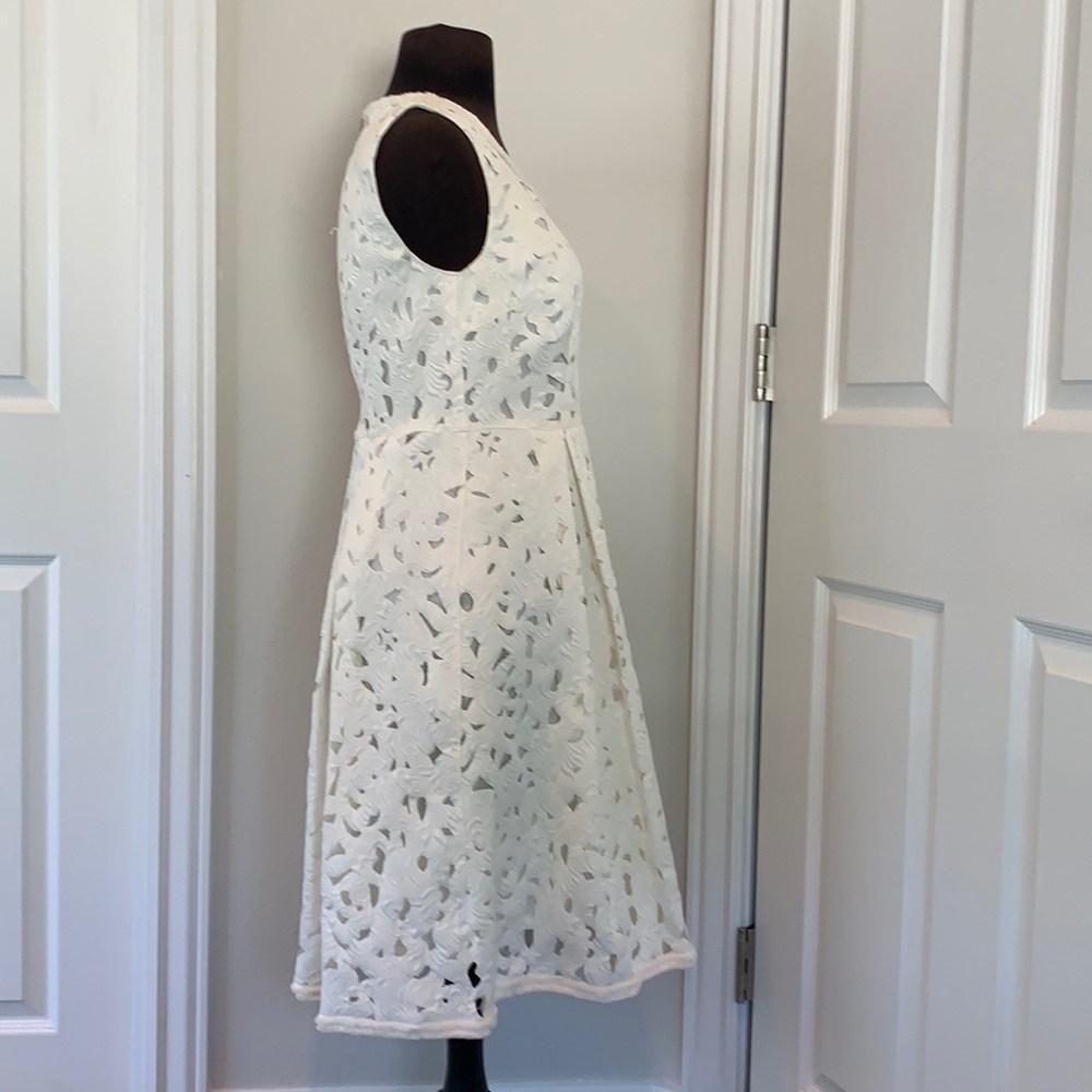 Elie Tahari White Lace Overlay dress